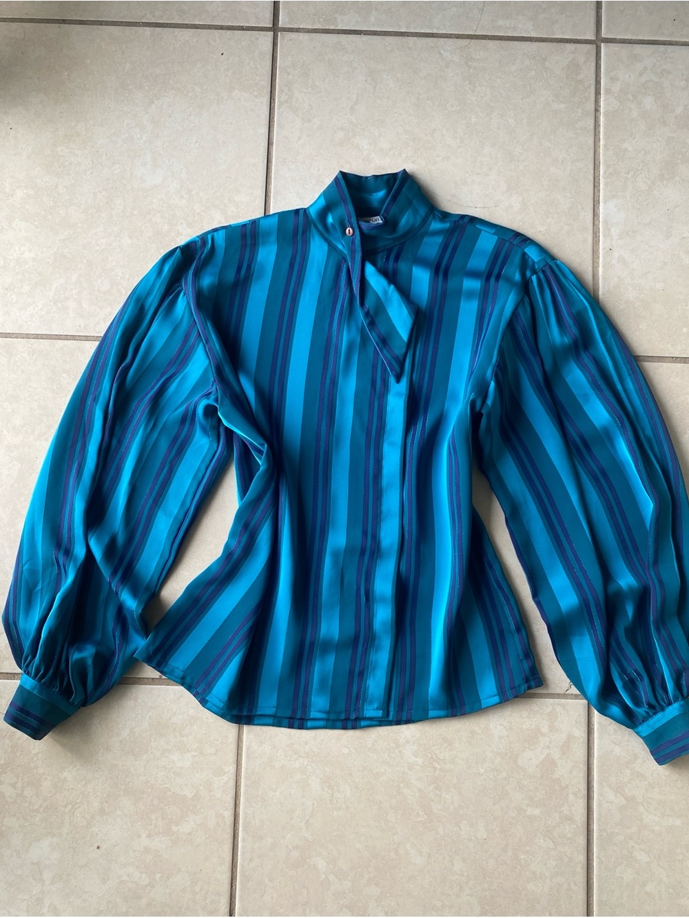 Vintage 80s Oscar de la Renta Teal and Navy Striped Tie-Neck Blouse Bishop Sleev